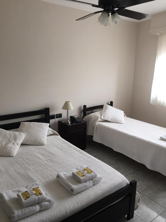 Hotel Euzko Alkartasuna Macachin  Екстер'єр фото