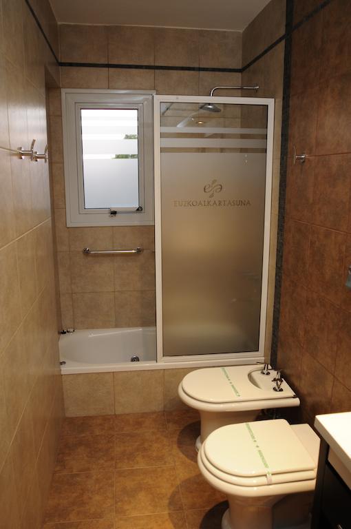 Hotel Euzko Alkartasuna Macachin  Номер фото